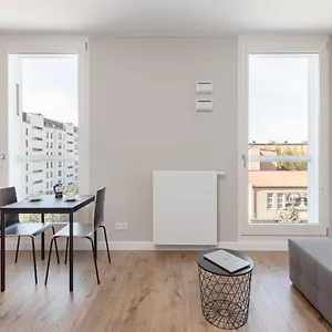 Rent Like - Bobrowiecka 10 Warszawa